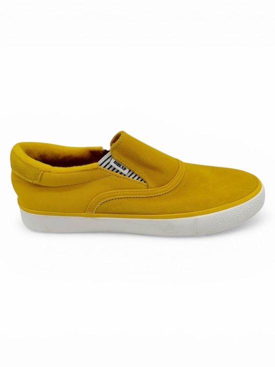 Nike SB Shoes - Nike SB Shoes Womens 6 Yellow Verona Slip Elissa Steamer Skate DM4424-700 Suede